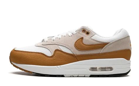 nike air max 1 bruin wit|$100 .